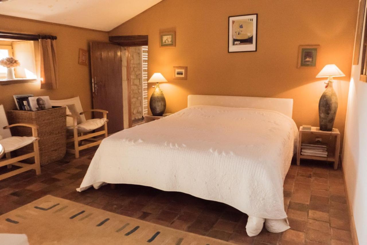 Le Clos Des Fayes Berthegon Zewnętrze zdjęcie