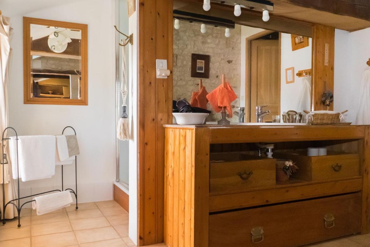 Le Clos Des Fayes Berthegon Zewnętrze zdjęcie