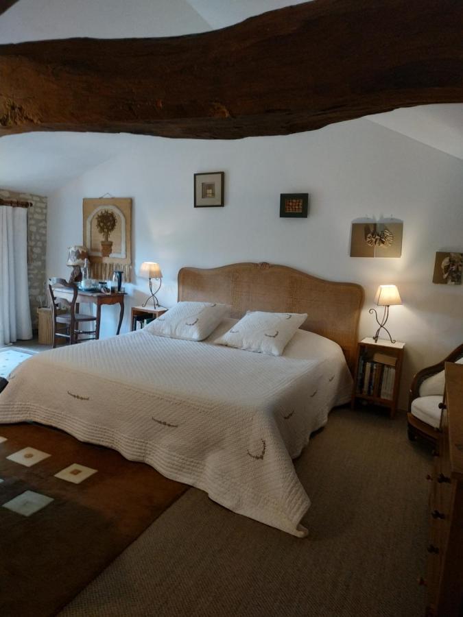 Le Clos Des Fayes Berthegon Zewnętrze zdjęcie